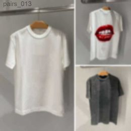 Men's T-Shirts 23 men and women contrasting Colour back with large red lips printed round neck short sleeved T-shirt YQ231128