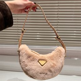 Rabbit Hair Half Moon Bag Underarm Shoulder Bag Winter Women Handbag Zipper Crossbody Bags Adjustable Strap Peach Heart Shape Fashion Tote Purse Wallets