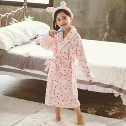 Pajamas Fashion Kids Bath Robes Autumn Winter Children Bathrobe Cartoon Flannel Bathgrowns Girl Soft Belt Pyjamas Szlafrok Peignoir 231128