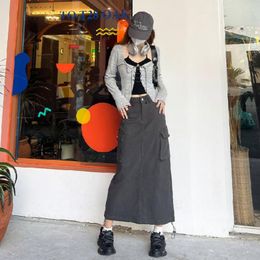 Skirts 2023 Pocket Tooling Slit Skirt European And American Fashion Girl Half Height Waist Pack Hip Gothic Long
