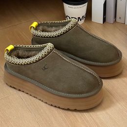 Con scatola Pantofole Tazz da donna Ciabatte in pelliccia Tasman Stivali classici con plateau ultra mini Slip-on con semi di senape Les Petites Stivaletti firmati invernali in misto lana scamosciata Comfort22