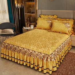 Bed Skirt Luxury Golden Winter Bedspread on The Bed Thick Home Bed Skirtstyle Bed Sheets Embroidery Cotton Europeanstyle Bed Spreads 230427