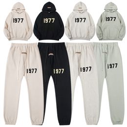 Designer Hoodie Top Quality FOG Essentials 1977 Hoodie Mens Sweatshirts Womens Pullover Hip Hop Tracksuit Oversized Jumper Warmer Hoody Highend Ladys Hoodie S-XL