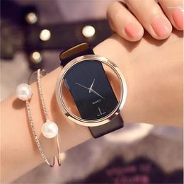 Wristwatches NO.2 Watch Lady Watches Women Luxury Top Leather Quartz Antique Stylish Round Dress Relogio Feminino Montre Femme