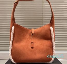 Designer bags shoulder bags sling hand crossbody bag purse felt suede bag 30x24 cm vintage fashion women handbag causal