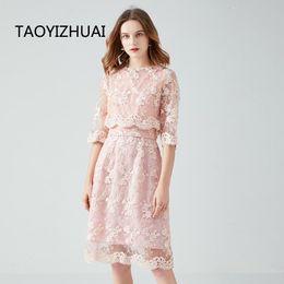 Dress Brand lace dress European and American large French celebrity temperament short sweet fairy embroidery plus fat oversized skirt