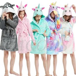 Pyjamas Girl's Dressing Gown Baby Bath Robe Unicorn Children's Bathrobe Flannel Teen Hoodies Nightgown Autumn Winter Animal Kids Costume 231128