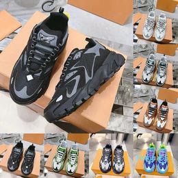 Runner Sneaker Luxury Men Casual Shoes Designer Running Sneakers Cool Grey White Green Black Silver Mens Trainers Leather Fashion Breathable Trainer