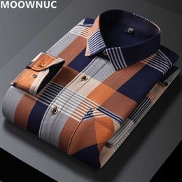 Men's Dress Shirts 2022 Autumn/Winter New Men's Classic Fashion Versatile Long-Sleeved Shirt Men's Casual Plush Thick Warm High Quality Shirt M-5XL P230427