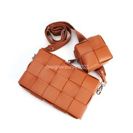 Cowhide Designer Cassette Bag Venetta Bags Lady Botteegas Layer Men Chest Versatile Leather Woven Small High Top Quality Single Shoulder Handmade W94S