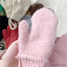 Children's Mittens New Winter Warm Baby Gloves with Lanyard Hanging Neck Mittens Children Full Wraped Finger Gloves for 1-3Y Kids Warm Gloves R231128