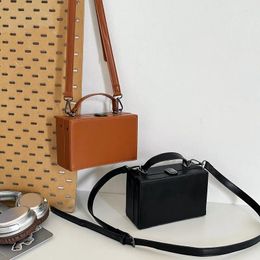 Evening Bags Men/women Simple Brand Designer Crossbody High Quality Leather Design Box Retro Travel Phone Shoulder