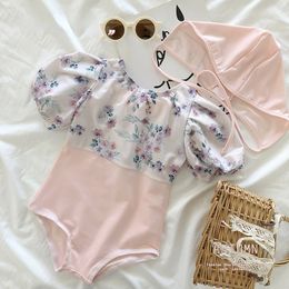 OnePieces Girls SwimsuitHat Summer Floral Puff Short Sleeve Swimwear Kids Children Bikini Infantil Beach Wear 230427