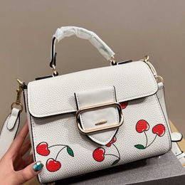 shopping bags Designers Tote Bag Cherry Print Designer Bag Totes Luxury Purse Handbag Womens Fashion Leather Beach Trave Pouch Women Elegant Work women Bags 230213