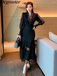 Casual Dresses S-XXL Autumn Sexy V Neck Lantern Sleeve Slim Bodycon Mermaid Dress For Women Lace Chiffon Patchwork Long Pleated