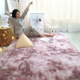 Carpets Tie-dye gradient plush carpet Living room sofa Bedroom Fairy bed next to fluffy blanket Home decor washable floor mat