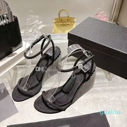 2023 sandals Women's leather non-slip outsole sexy women sandals Bridal party wedding dress 35-39