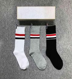 3pairsThom Unisex Socks Gift Box Luxury Brand Ladies Girls Men Stripes Soft Sock Fashion Breathable Casual Men039s7779567