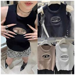 2024 Designer Deisel Hollow Out Metal Label Knitted Sleeveless Vest for Women's New Slimming and Slimming Hot Girls' Outfits Disel Tz Fashion top top