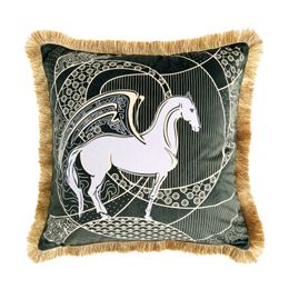 Pillowcase Mild Luxury Retro Mural Pegasus Printed Pillow European Style Living Room Rosewood Sofa Decorative Square Cushion without Pillow Core