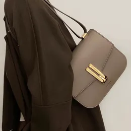 Waist Bags WomenUK London Leather Vintage Plain Causal Ladies Cross Body Bag Luxury Designers Solid Messenger