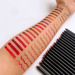 Lip Gloss 20pcs Lip Liner Pencil Private Label Cosmetics Nude Brown Lip Liners Waterproof Creamy Lipliner Wholesale Bulk For Business 231128