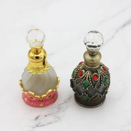 15ML Portable Travel Perfume Bottle Refillable Glass Middle East Fragrance Essential Oil Container with Crystallites Glued Luito