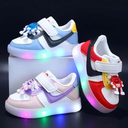 Boots LED Childrens Trainers 18 Years Old Boys and Girls Tennis Shoes Sports for Toddlers Baby Sneakers Child Kids 231127