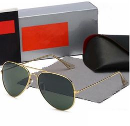 2024 Branddesigner polarisiert 3025 Ray Men Women s.Pilot -Sonnenbrille UV400 Brillengläser Metallrahmen Polaroid -Objektiv mit Box 01