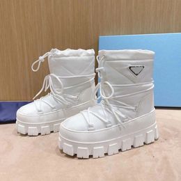 Com caixa feminina letra p moonlits bota de neve náilon martin placa tornozelo deslizamento de esqui redondo designer de luxo rendas até sapatos