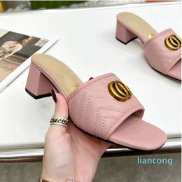 2023 women Leather Fashion Sexy Embroidered Summer Chunky Heel Sandals 6.5cm With Box slides