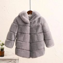 Down Coat Winter Girls Fur Fashion Elegant Baby Girl Faux Jacket Parka Hooded Children Outerwear Thick Warm Clothes TZ651 231128