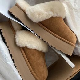 Slippers Winter Women Fur Slippers Warm Boots Platform Flip Flops Short Plush Flats Home Cotton Shoes Suede Mules Ladies Boots 231128