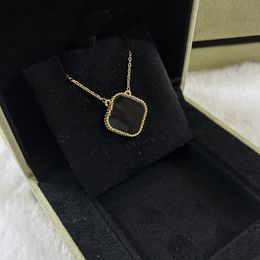 Brand Flowers Chokers Designer Pendant Necklaces Van Clover Woman Fashion Jewelry Women Gold Necklace Cjeweler Four Leaf dws