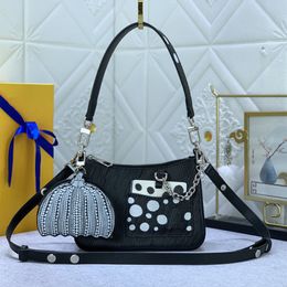 Designer Bag Womens Solid Color Polka Dot Handbag Classic Portable Shoulder Bag Fashion Chain Bag Mini Coin Purse #21703