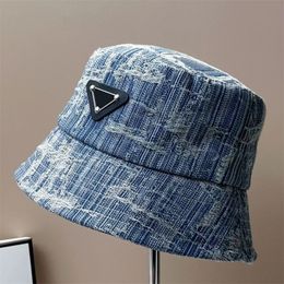 Designers Womens Mens Bucket Hats Luxury Brand Caps Full Diamond Sunhat Casquettes Outdoor Fishing Cap Summer Cowboy Hat Wide Brim Hats