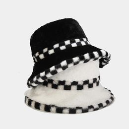 Wide Brim Hats Bucket Plaid Print Faux Fur Hat Winter Cap For Women Men Outdoor Warm Fluffy Fisherman Panama Bob 231129