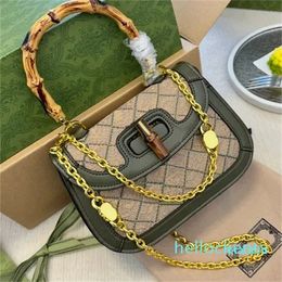 Designer Bamboo Crossbody Bags Women Leather Handbags Mens Shoulder flap Totes Messenger Fashion Handbag Womans Cross Body