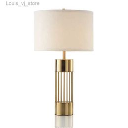 Table Lamps Post Modern Table Lamp Creative Metal Bedside Lamp Designer Simple Model Room Decorative Table Lamp Nordic Wind Night Light YQ231129