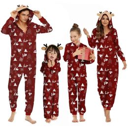 Family Matching Outfits Christmas Gift for Pyjamas Cute Deer Ear Hooded Jumpsuit Mother Father Kids Baby Outfit Rompers Xmas Look 231128