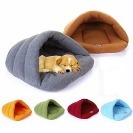 kennels pens Pet Dog Cave Bed Thick Fleece Warm Soft Slipper Shape Beds for Puppy Cats Tent Sleeping Mats Winter Pets Indoor Triangle Nest 231129