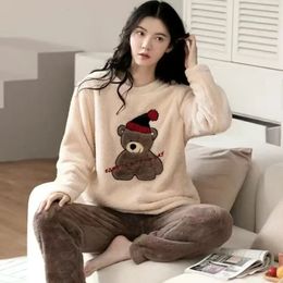 Womens Sleepwear Autumn and winter flannel womens Pyjama set cute cartoon velvet warm Pyjamas 2piece 231128