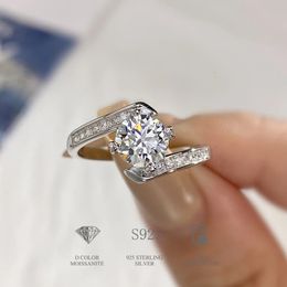 Wedding Rings DW Brilliant 100 1CT Diamond Engagement For Women Girls Promise Gift 925 Sterling Silver Luxury Fine Jewelry 231128