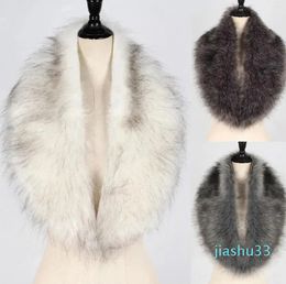 Scarves Faux Fur Neck Wrap Stylish Women's Winter Scarf Fluffy Collar For Cosy Warmth Thick Lightweight With Decorative