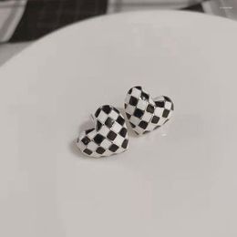 Stud Earrings CAOSHI Stylish Female Heart With Delicate Black And White Checkerboard Design Charm Temperament Lady Jewelry Gift