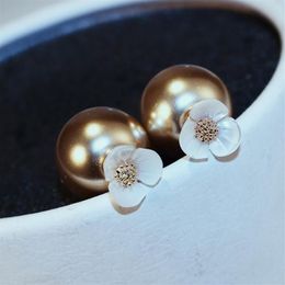 Simple design shell small daisy flower earrings Jewellery double-sided pearl white Grey red champagne earrings ladies party earrings269F