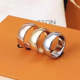 High quality designer stainless steel Band Rings fashion jewelry men's casual vintage ring ladies gift221w