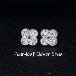 Van Clover South sweet girl S925 silver four leaf clover earrings sterling silver needle set diamond lucky grass earrings anti allergy