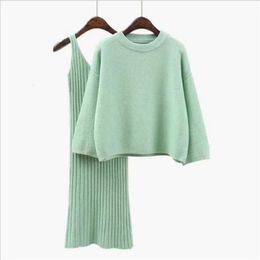 Two Piece Dress Loose Sweater Set Women s Fashion Two piece Skirt 2023 Spring And Autumn Solid Colour Student Pullover 231129