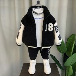 Down Coat Children's Warm Jacket 2023 Autumn Winter Boys' Thickened Lamb Hair Baseball Uniform Junior Girl Cardigan 2 12Y 231128